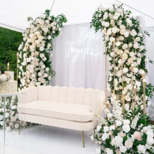 Furniture / Love seat 