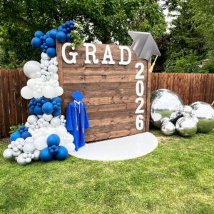 Balloons & 3D backdrop