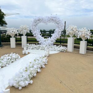 White Heart Floral Ceremony
